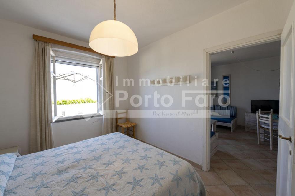 2 Pineta - Ampio Quadrilocale Sulla Spiaggia Di Porto Faro Палау Екстериор снимка